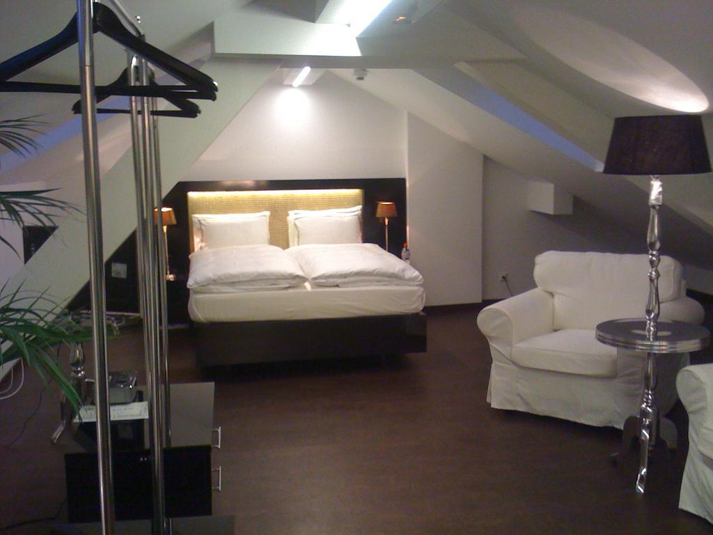Boutique Hotel La Rinascente โลการ์โน ภายนอก รูปภาพ