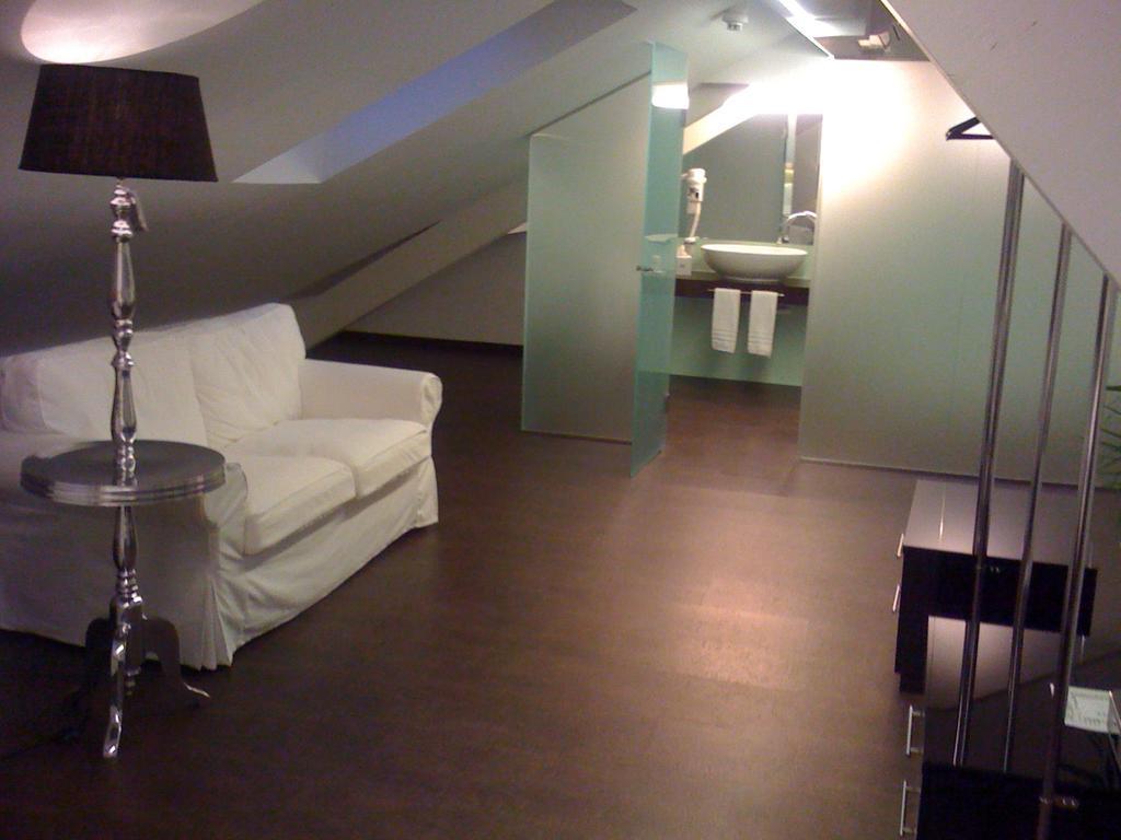 Boutique Hotel La Rinascente โลการ์โน ภายนอก รูปภาพ