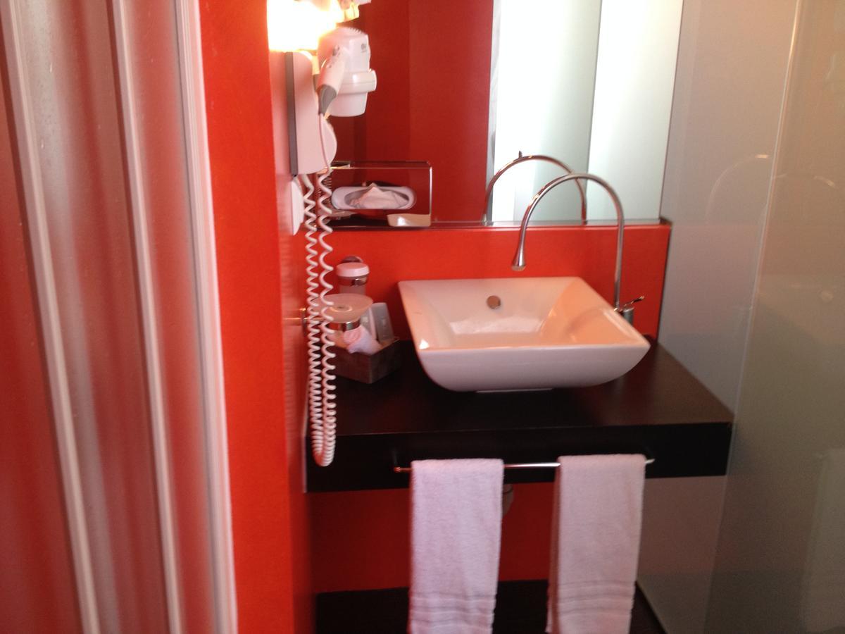 Boutique Hotel La Rinascente โลการ์โน ภายนอก รูปภาพ