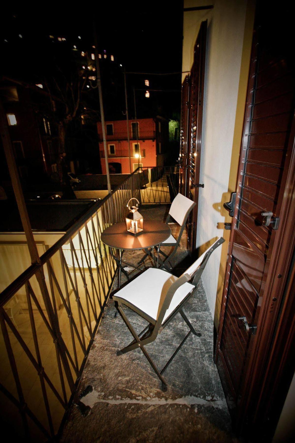 Boutique Hotel La Rinascente โลการ์โน ภายนอก รูปภาพ